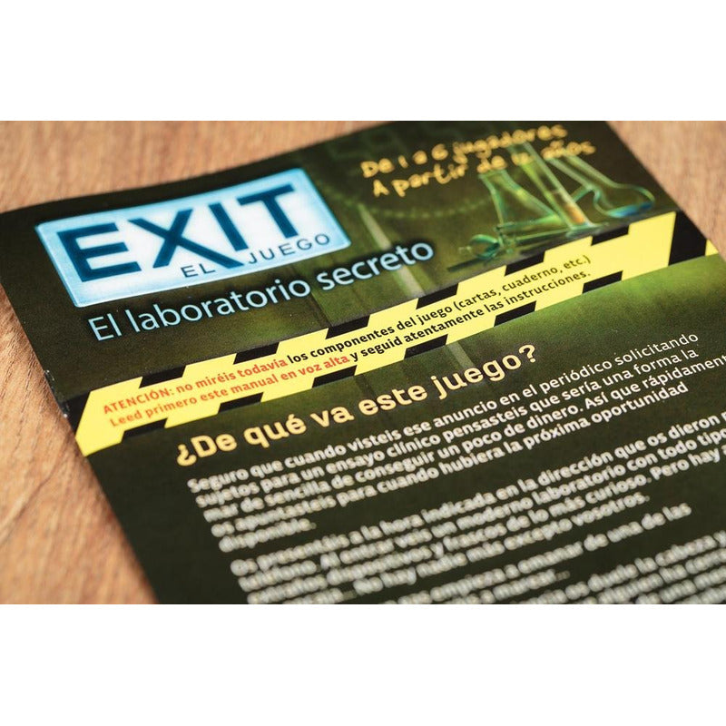 Exit El Laboratorio Secreto - En Español Juego De Mesa